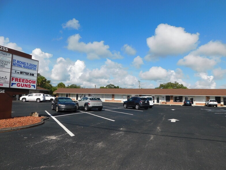 1237 Florida Ave S, Rockledge, FL for lease - Building Photo - Image 3 of 5