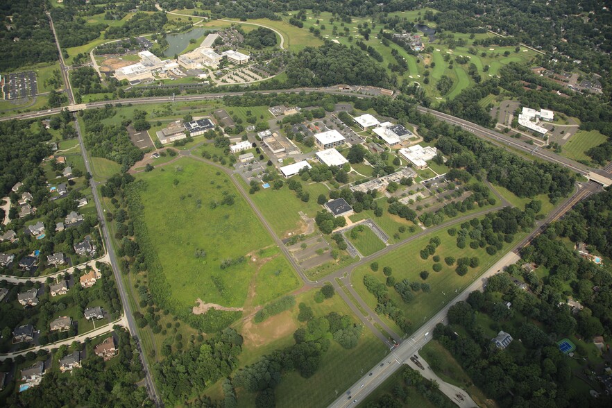 727 Norristown Rd, Lower Gwynedd, PA for lease - Aerial - Image 3 of 4