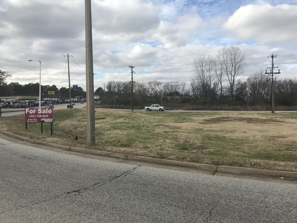 1160 Brooks Rd, Memphis, TN 38116