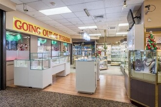 565 Main St, New Rochelle, NY for lease Building Photo- Image 2 of 5