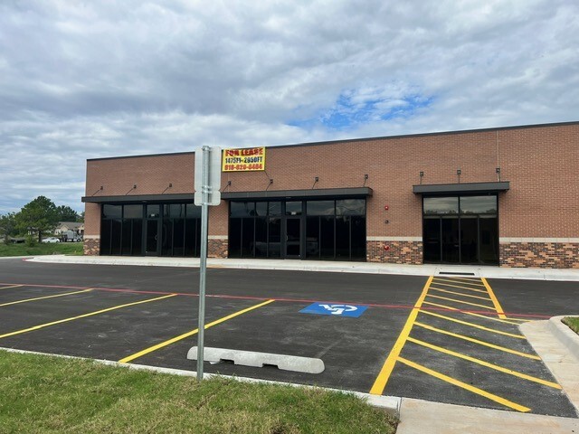 812 W Tucson St, Broken Arrow, OK for lease - Building Photo - Image 1 of 4