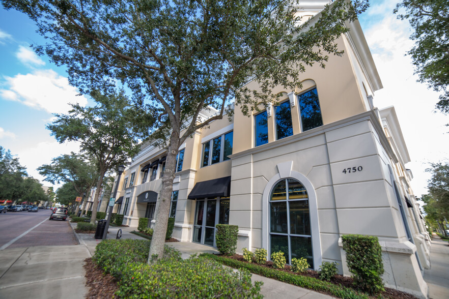 4798 New Broad St, Orlando, FL for lease - Building Photo - Image 1 of 8