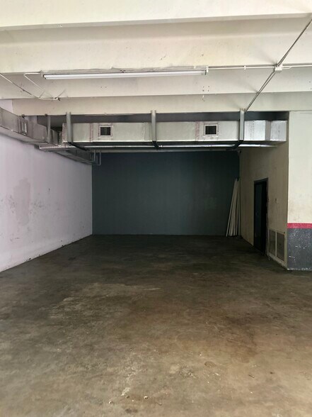 5840-5846 Funston St, Hollywood, FL for lease - Building Photo - Image 3 of 15