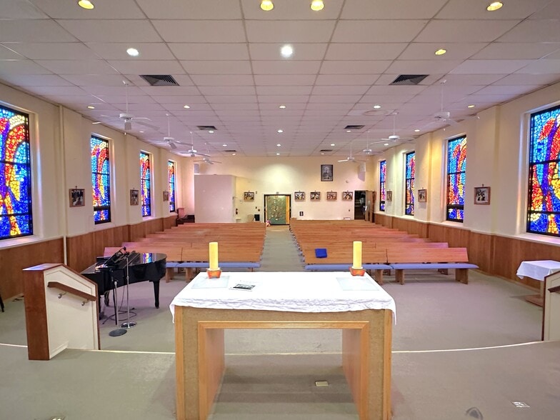 1542 N Gilmor St, Baltimore, MD for sale - Primary Photo - Image 1 of 27