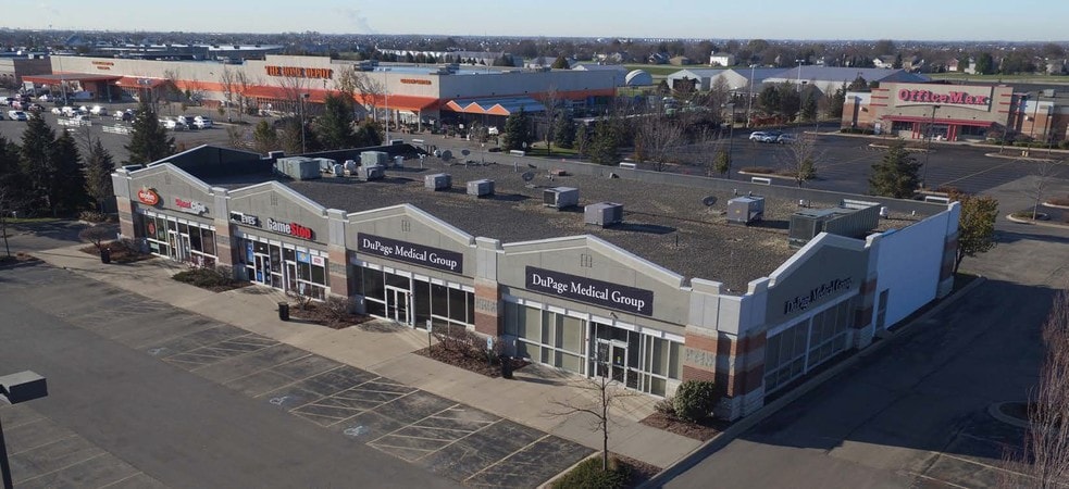 137-149 N Weber Rd, Bolingbrook, IL for lease - Building Photo - Image 2 of 16