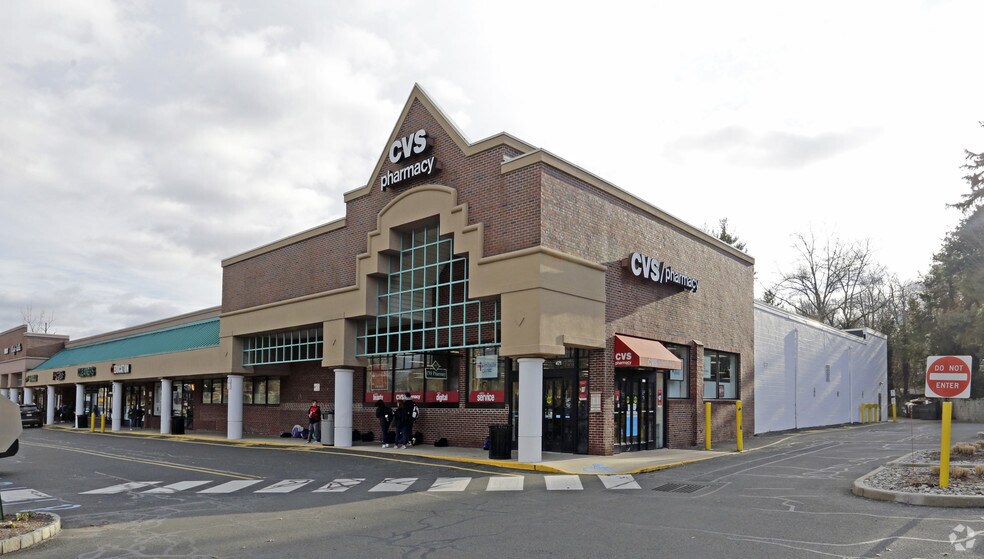 449471 Main St, Chatham, NJ 07928