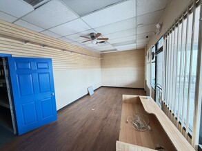 24 W Camelback Rd, Phoenix, AZ for lease Building Photo- Image 2 of 6