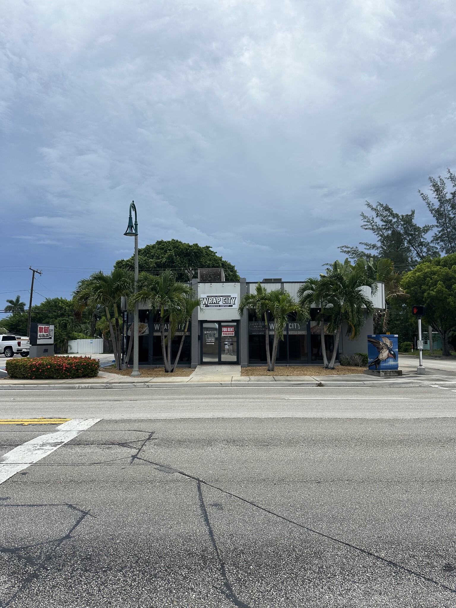 2200 N Dixie Hwy, Lake Worth, FL for sale Building Photo- Image 1 of 1