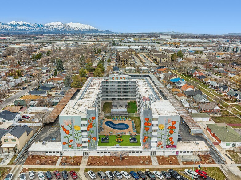 Salt Lake City'S Main Street: A Story Of Survival And Rebuilding. - ix09u10