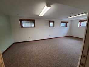 131 Main St, Hatfield, MA for lease Interior Photo- Image 2 of 12