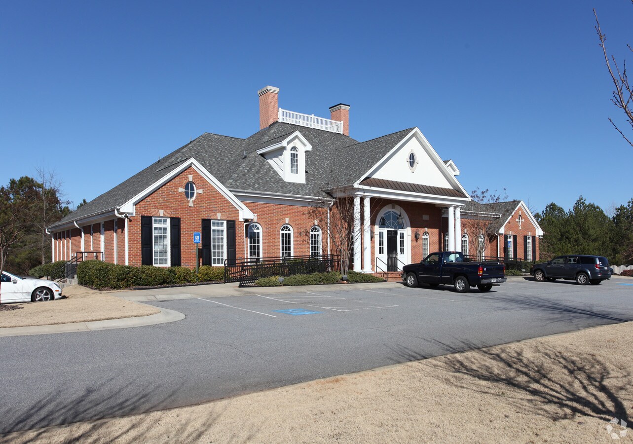 749 Old Norcross Rd, Lawrenceville, GA 30046