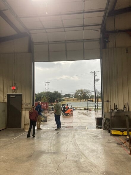 11220 S FM 730, Azle, TX for lease - Building Photo - Image 2 of 15