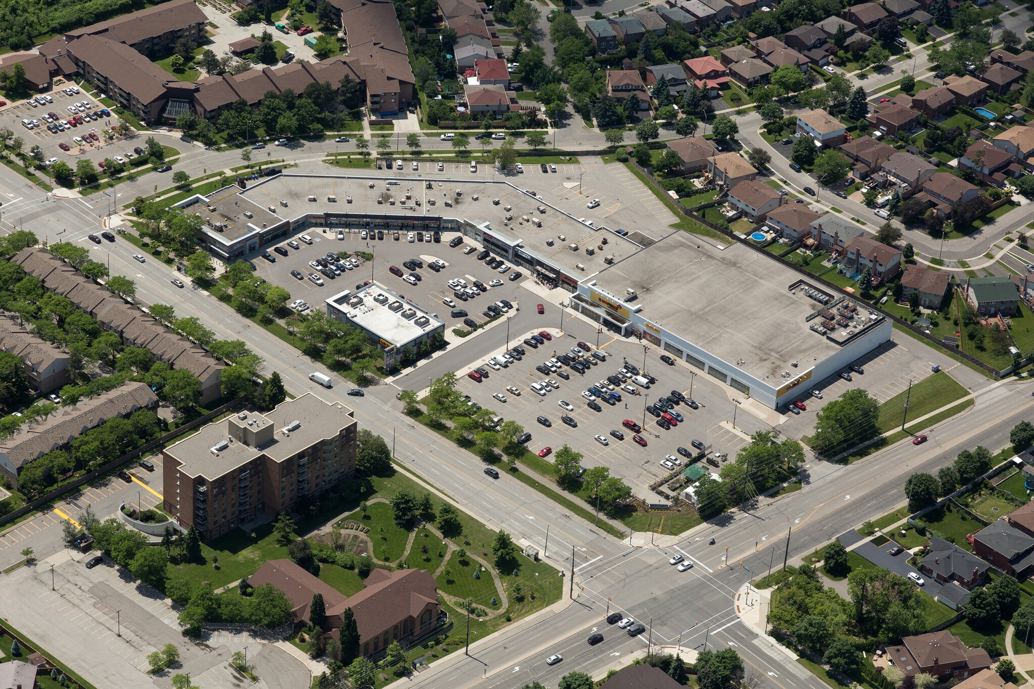 925 Rathburn Rd E, Mississauga, ON for sale Aerial- Image 1 of 1