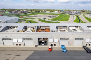 M1 Concourse - Parking Garage