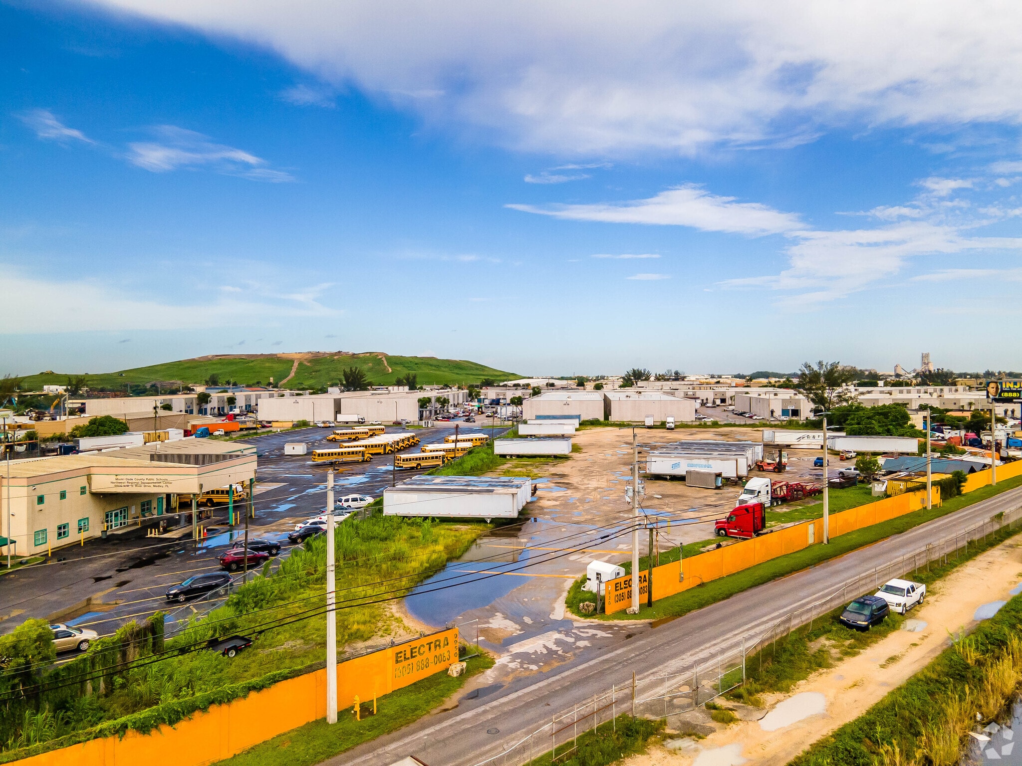 9950 NW South River Dr, Medley, FL for lease Primary Photo- Image 1 of 25