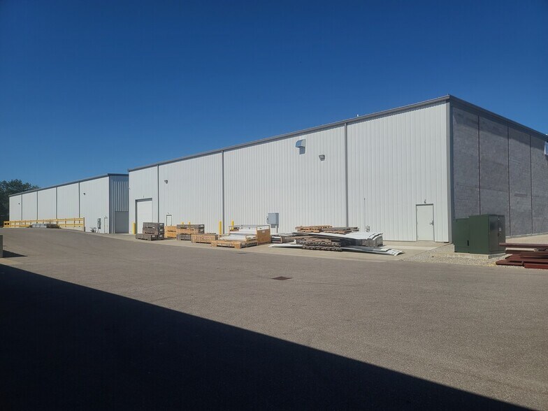 2099 E Tipton St, Seymour, IN for sale - Building Photo - Image 1 of 1