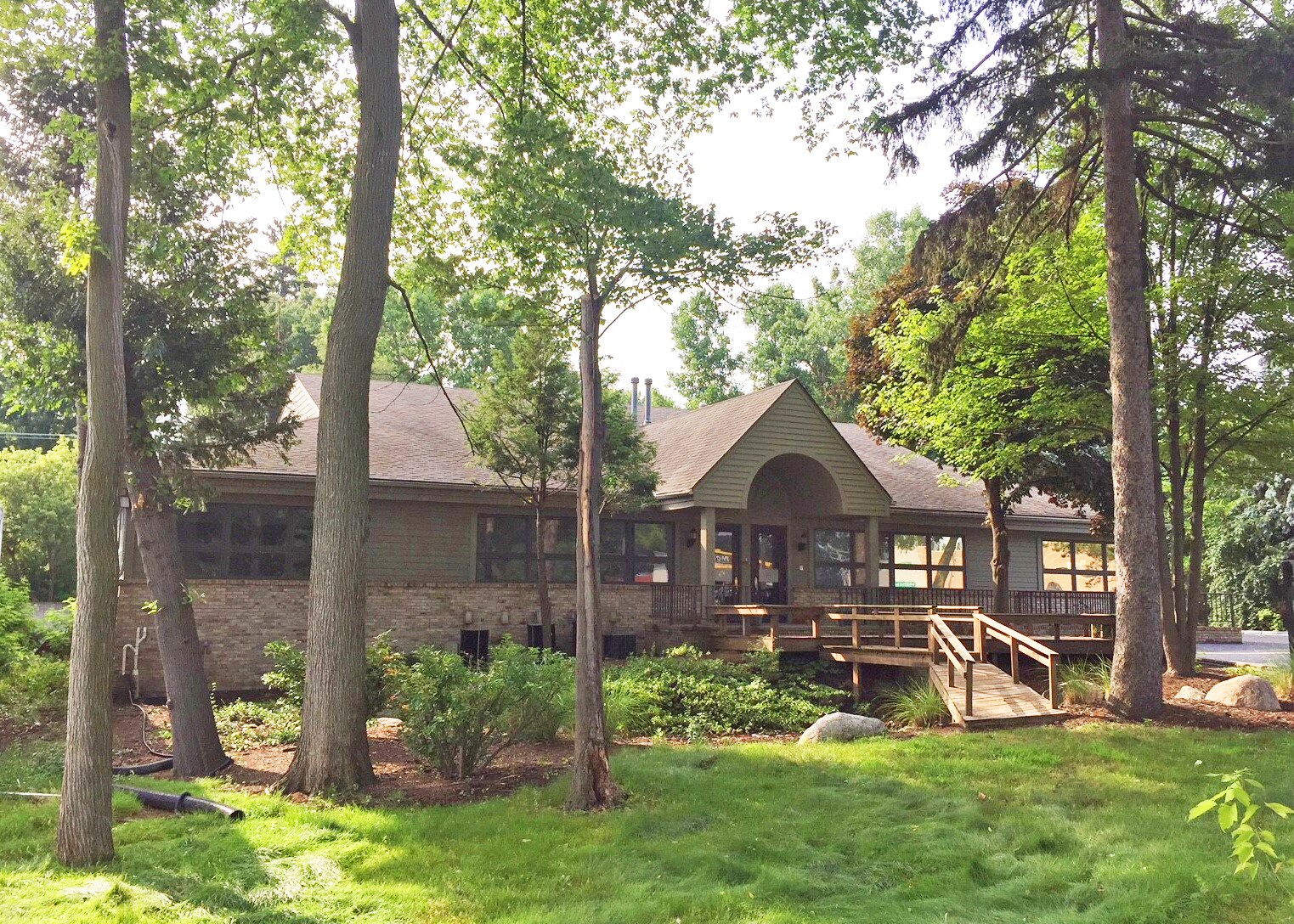 2207 Orchard Lake Rd, Sylvan Lake, MI for sale Building Photo- Image 1 of 1