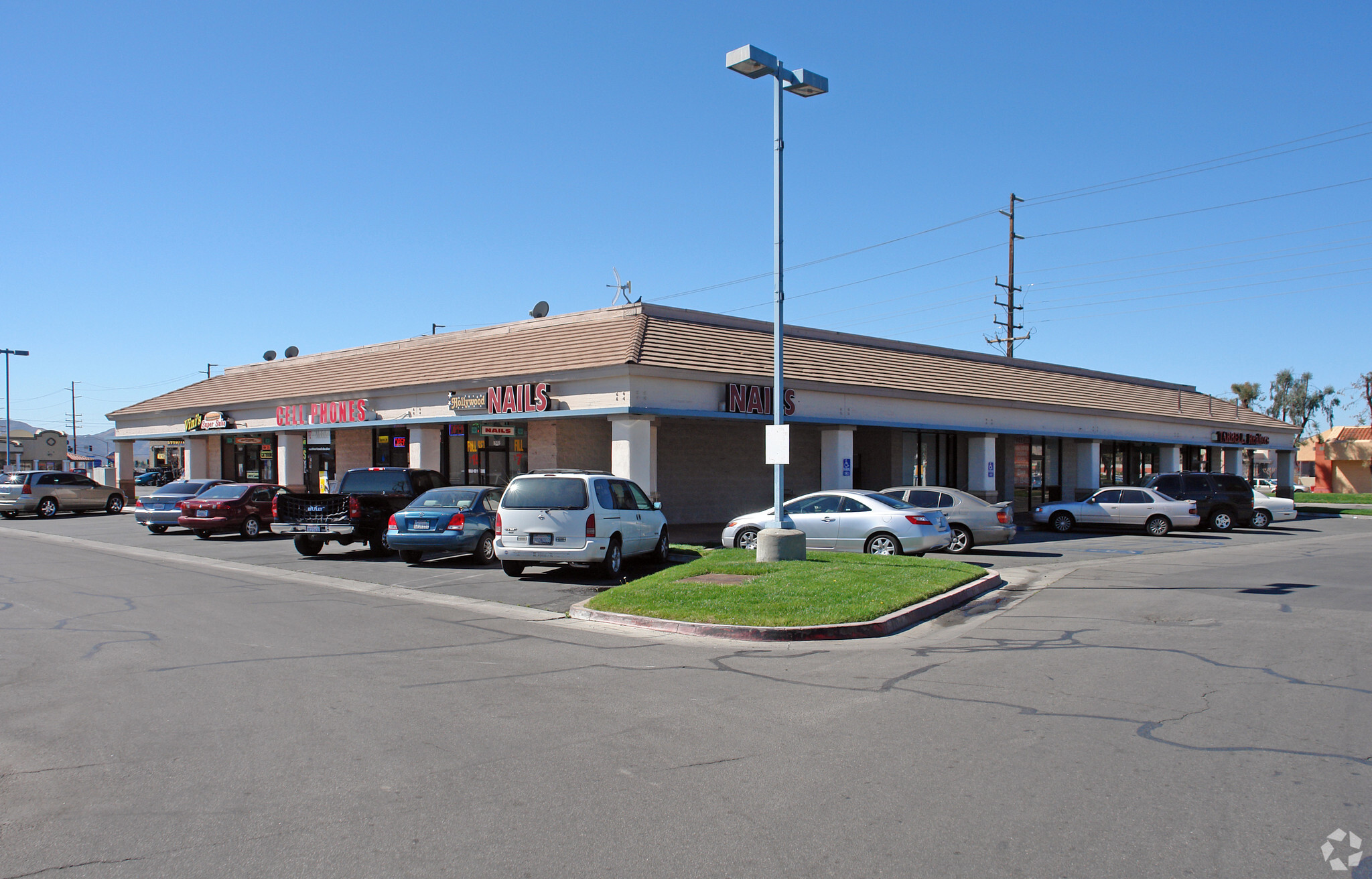 2901-3223 W Florida Ave, Hemet, CA for lease Building Photo- Image 1 of 10