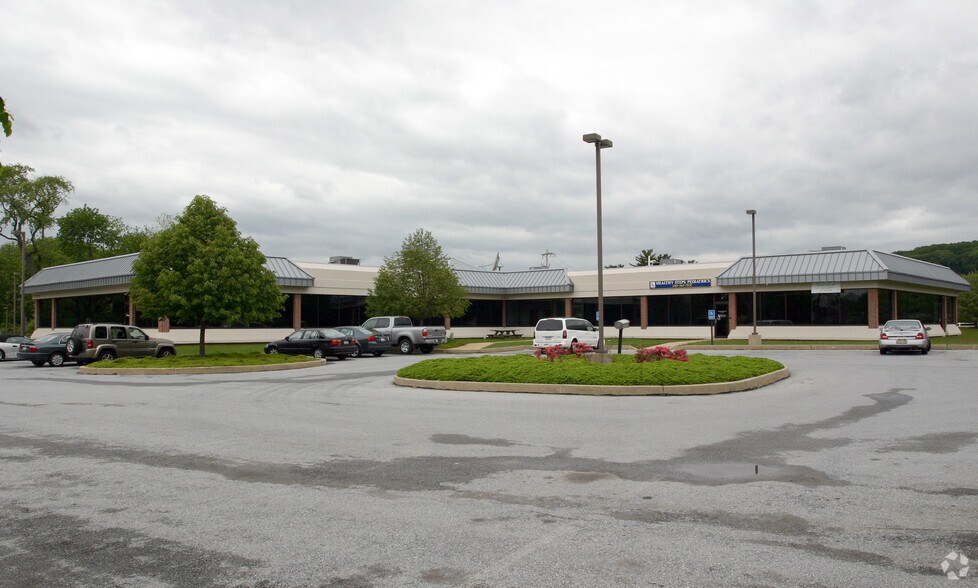 101 Arrandale Blvd, Exton, PA for sale - Primary Photo - Image 1 of 1