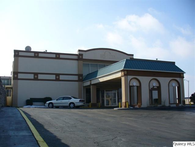 200 Maine St, Quincy, IL for sale Primary Photo- Image 1 of 1
