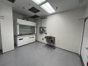 319 N Bernardo Ave, Mountain View, CA for lease Building Photo- Image 1 of 2