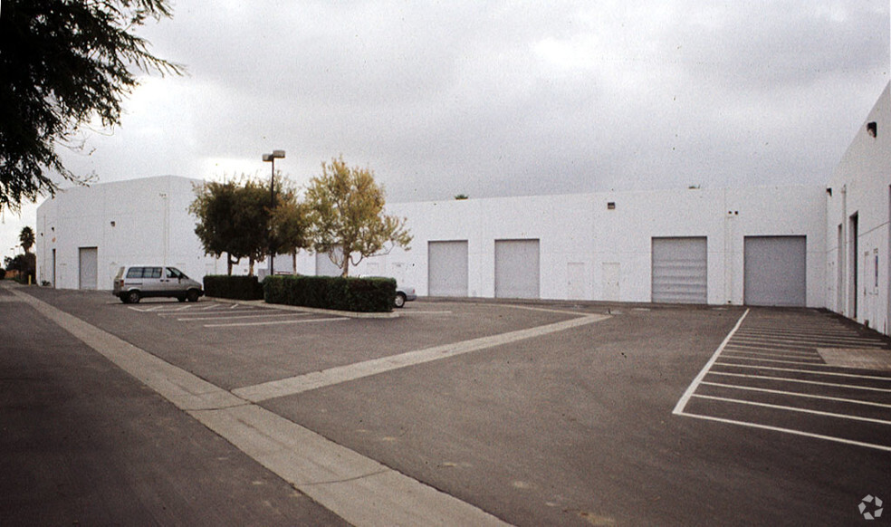 2011 Auto Center Dr, Oxnard, CA for lease - Other - Image 2 of 7