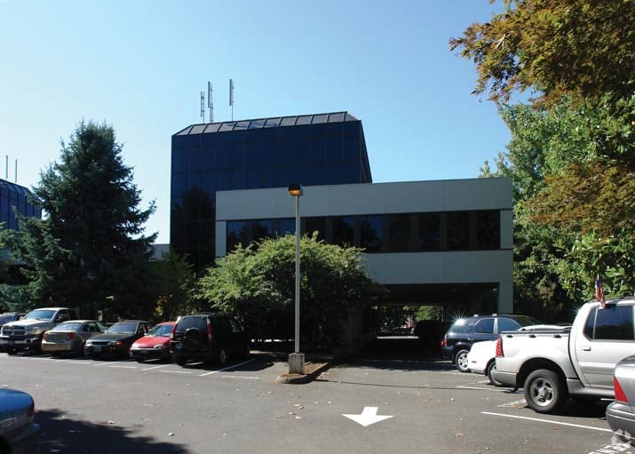 1700 Valley River Dr, Eugene, OR for lease - Primary Photo - Image 2 of 5
