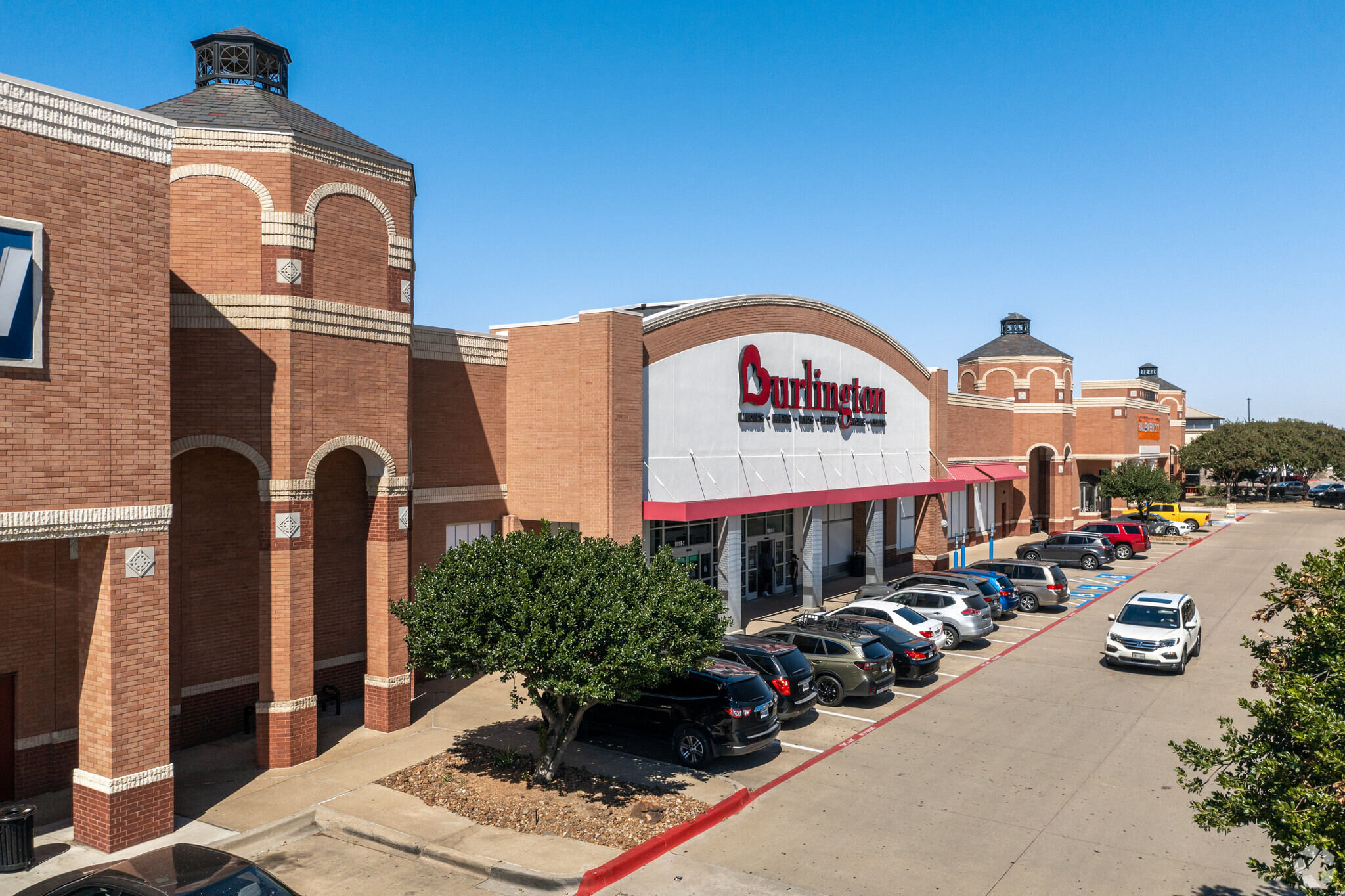 1601-1913 Preston Rd, Plano, TX for lease Building Photo- Image 1 of 3