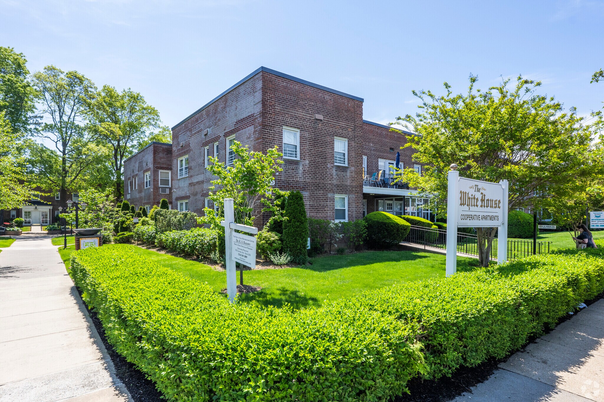 545-557 Central Ave, Cedarhurst, NY for sale Primary Photo- Image 1 of 1