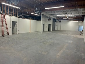1064 Woodland Ave, Modesto, CA for lease Interior Photo- Image 2 of 4