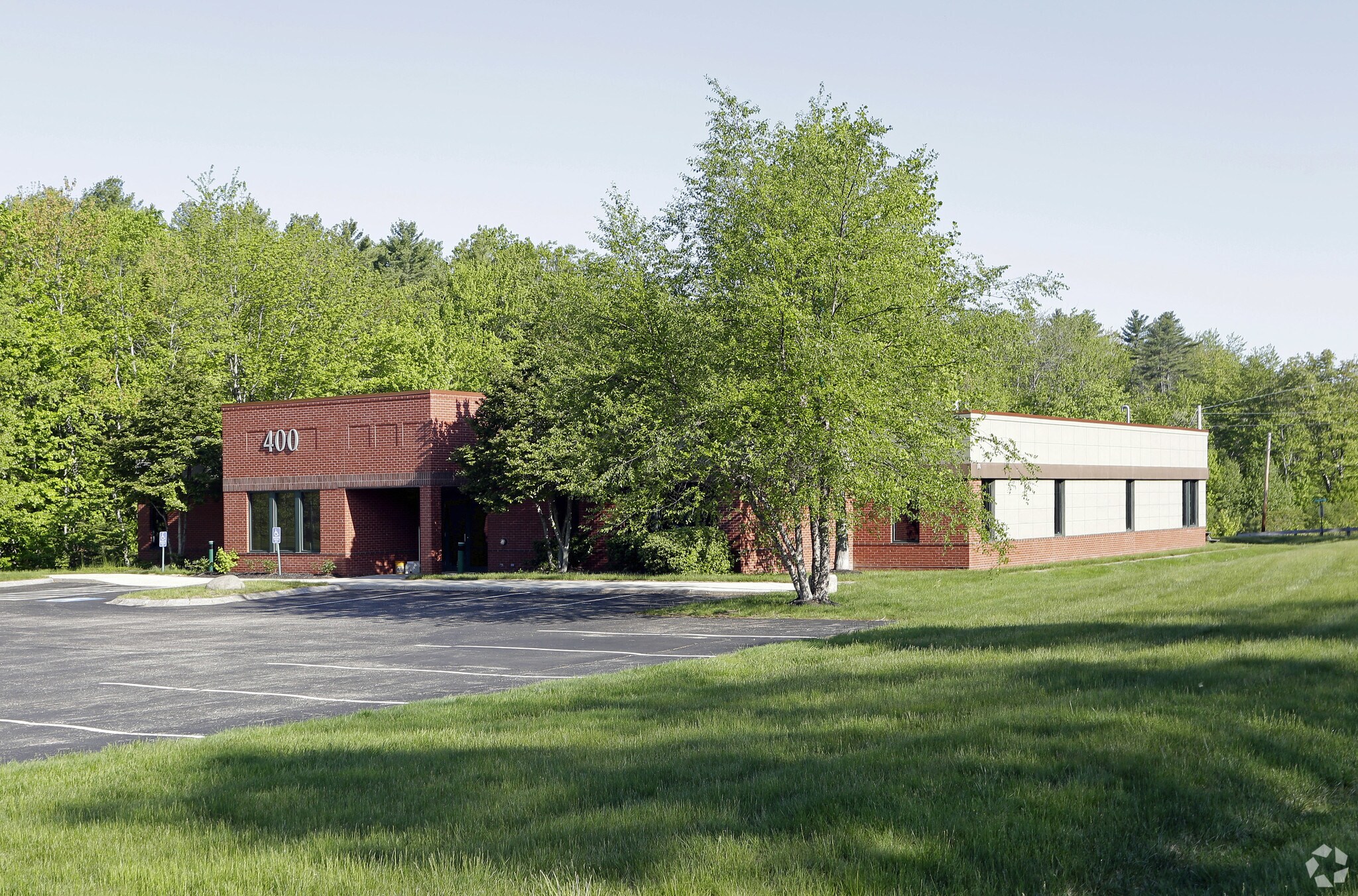 400 Enterprise Expy, Scarborough, ME for sale Primary Photo- Image 1 of 1