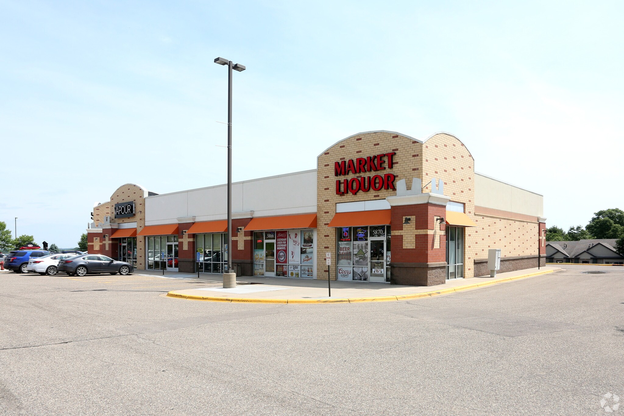 5816-5870 Blaine Ave, Inver Grove Heights, MN for lease Primary Photo- Image 1 of 4