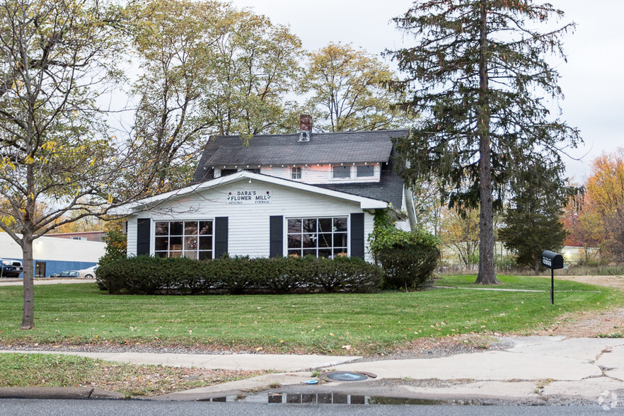 10968 Pearl Rd, Strongsville, OH for sale - Primary Photo - Image 1 of 1