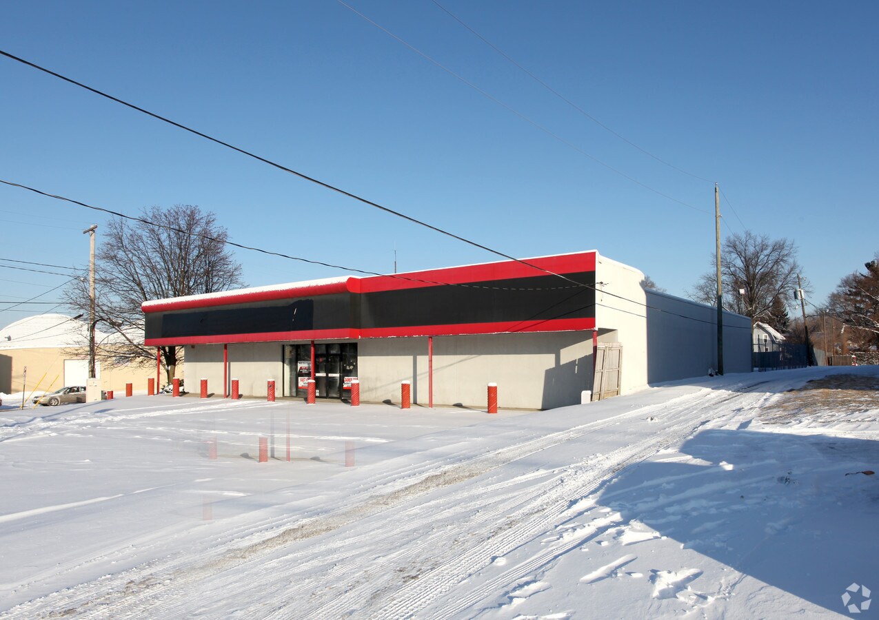 3552 E Main St, Whitehall, OH 43213