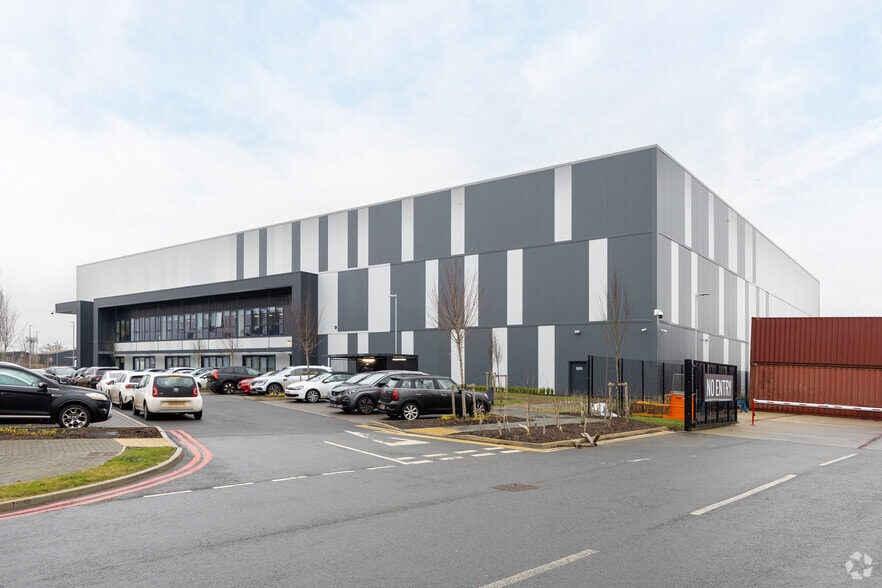 Unit 3 Hyperion, Curie Drive, Great Notley, Braintree for lease - Primary Photo - Image 1 of 2