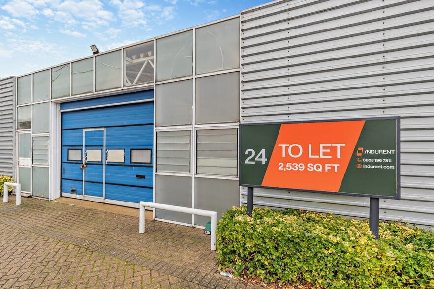 19-30 Carters Ln, Milton Keynes for lease - Building Photo - Image 1 of 1