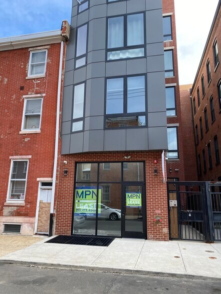 330 Cambridge St, Philadelphia, PA for sale - Primary Photo - Image 1 of 1