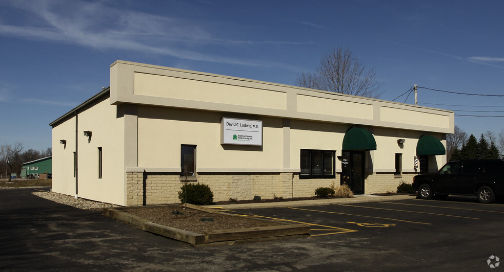 1298-1330 W Bagley Rd, Berea, OH for lease - Primary Photo - Image 1 of 1