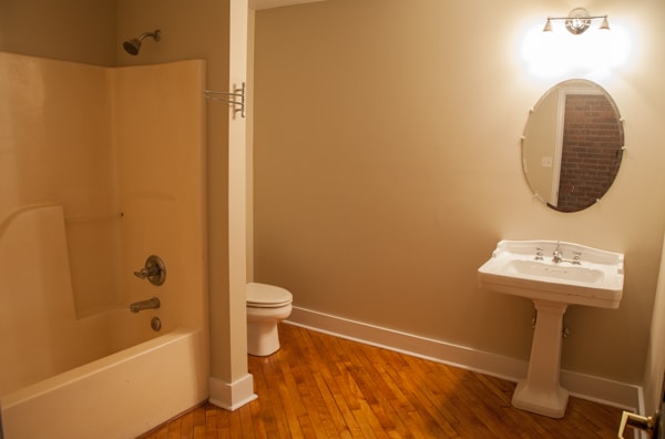 1814 E Franklin St, Richmond, VA for sale - Interior Photo - Image 3 of 9