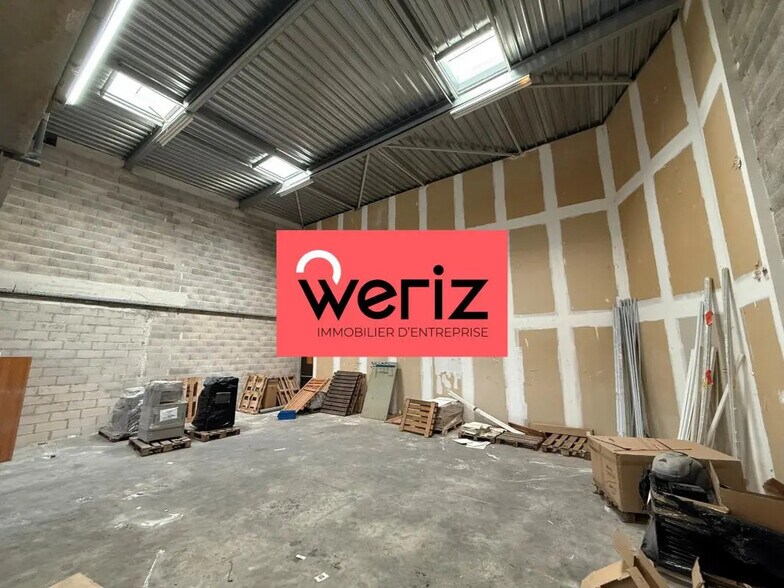 Industrial in La Ciotat for sale - Interior Photo - Image 2 of 8