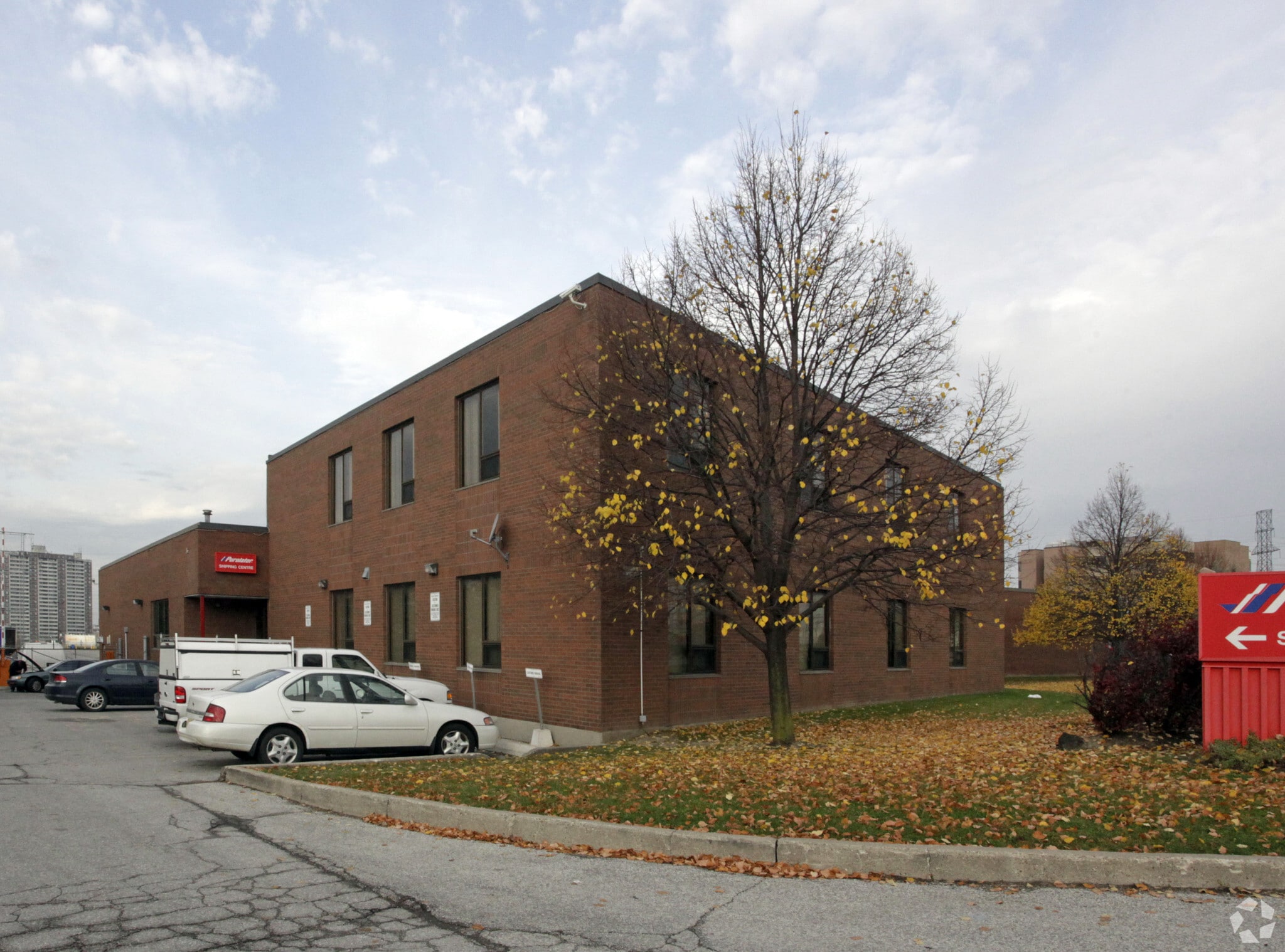 1100 Arrow Rd, Toronto, ON for lease Primary Photo- Image 1 of 7