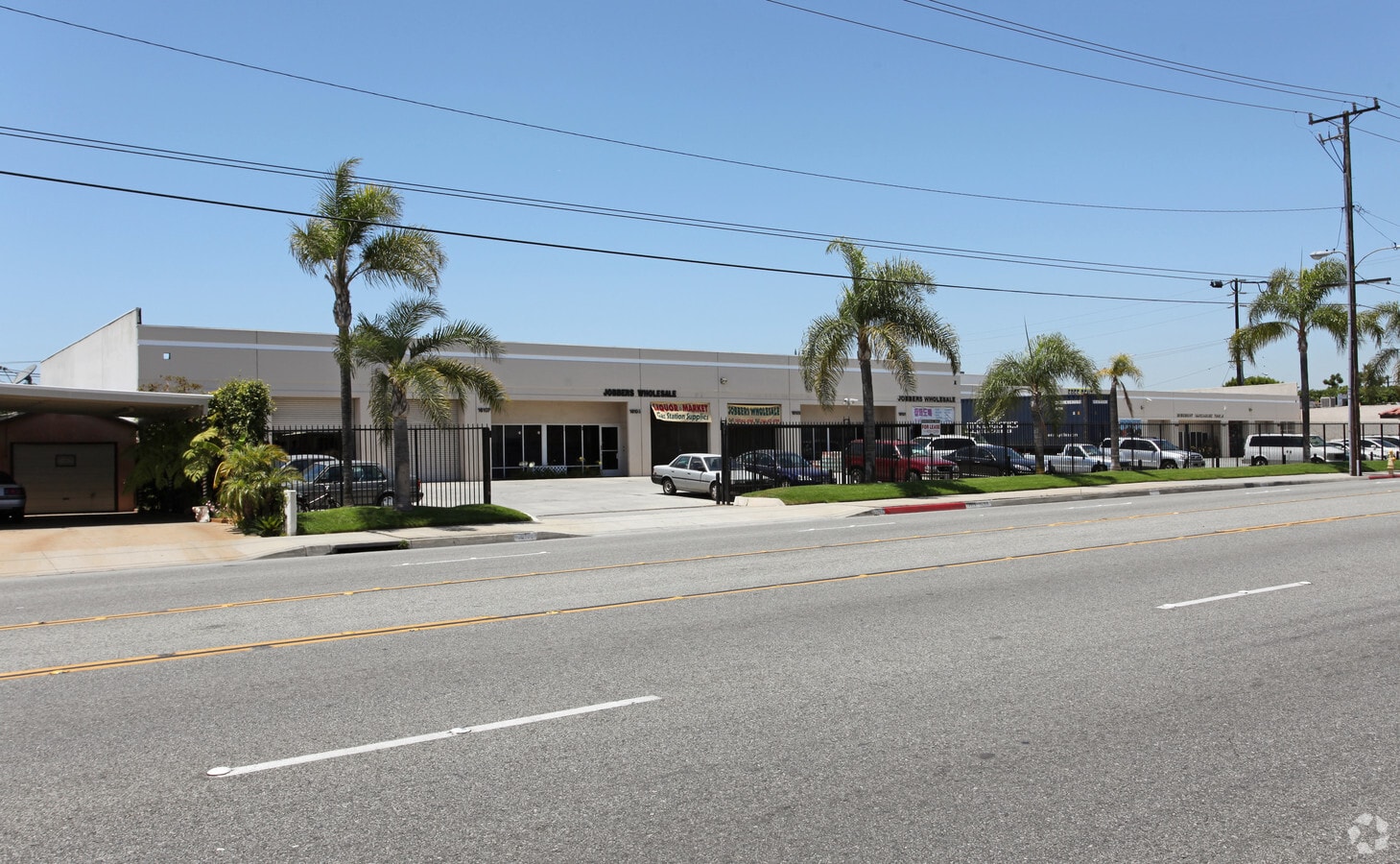 15925 Garfield Ave, Paramount, CA 90723 Property Record