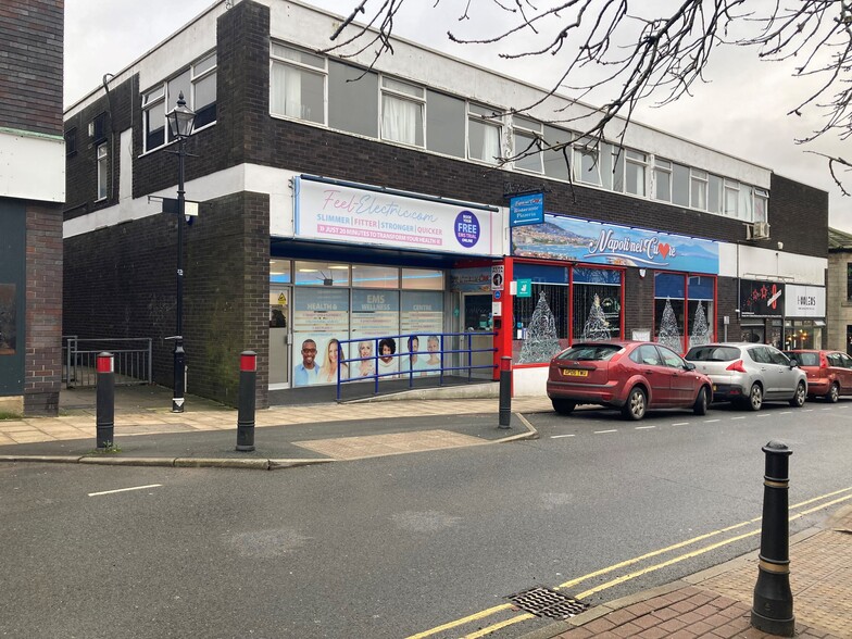 20-30 Town St, Leeds for lease - Building Photo - Image 1 of 2