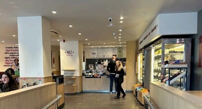 Merrion Way, Leeds for lease Interior Photo- Image 2 of 3