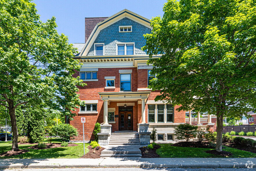 5 Blackburn Ave, Ottawa, ON for lease - Primary Photo - Image 1 of 16