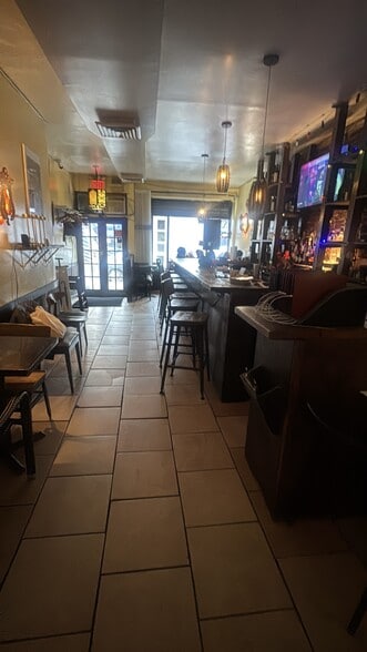 650 Tenth Ave, New York, NY for lease - Building Photo - Image 2 of 29