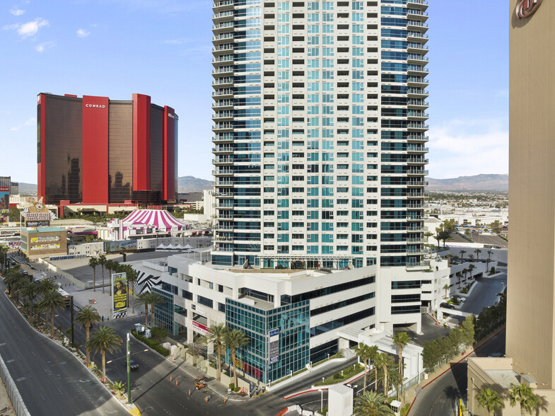 2700 S Las Vegas Blvd, Las Vegas, NV for lease - Building Photo - Image 3 of 5