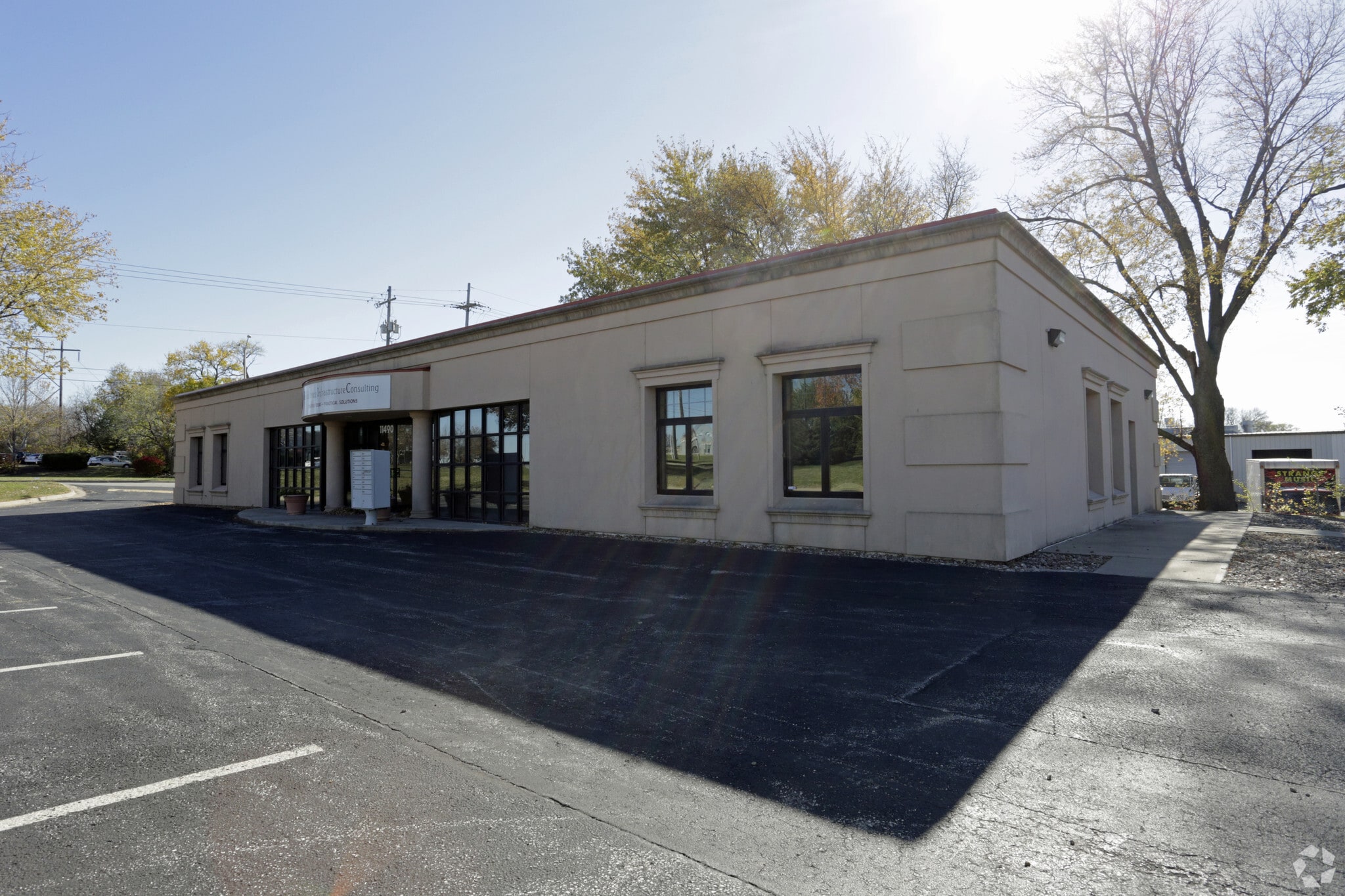 11490 Strang Line Rd, Lenexa, KS for sale Building Photo- Image 1 of 1