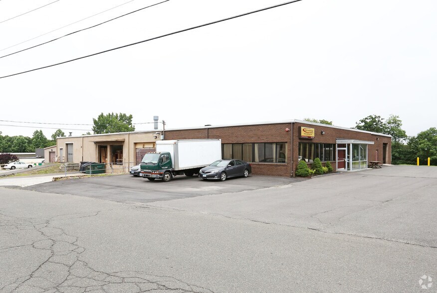 123 Union City Rd, Prospect, CT for lease - Primary Photo - Image 1 of 4