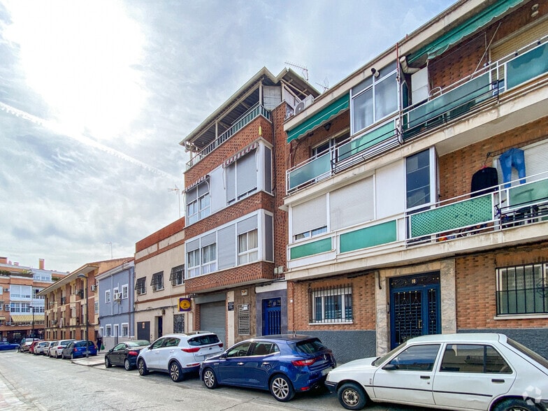 Calle San Martín de la Vega, 18, Getafe, Madrid for lease - Primary Photo - Image 1 of 2